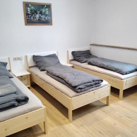 Zum Schulhaus Apartment Бургленгенфелд Екстериор снимка