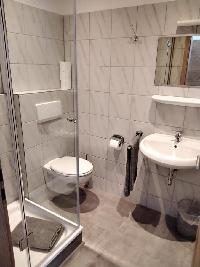 Zum Schulhaus Apartment Бургленгенфелд Екстериор снимка